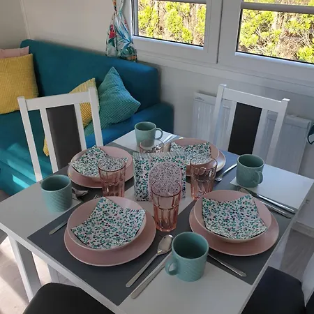Nowoczesny Letniskowy Holiday home Zator
